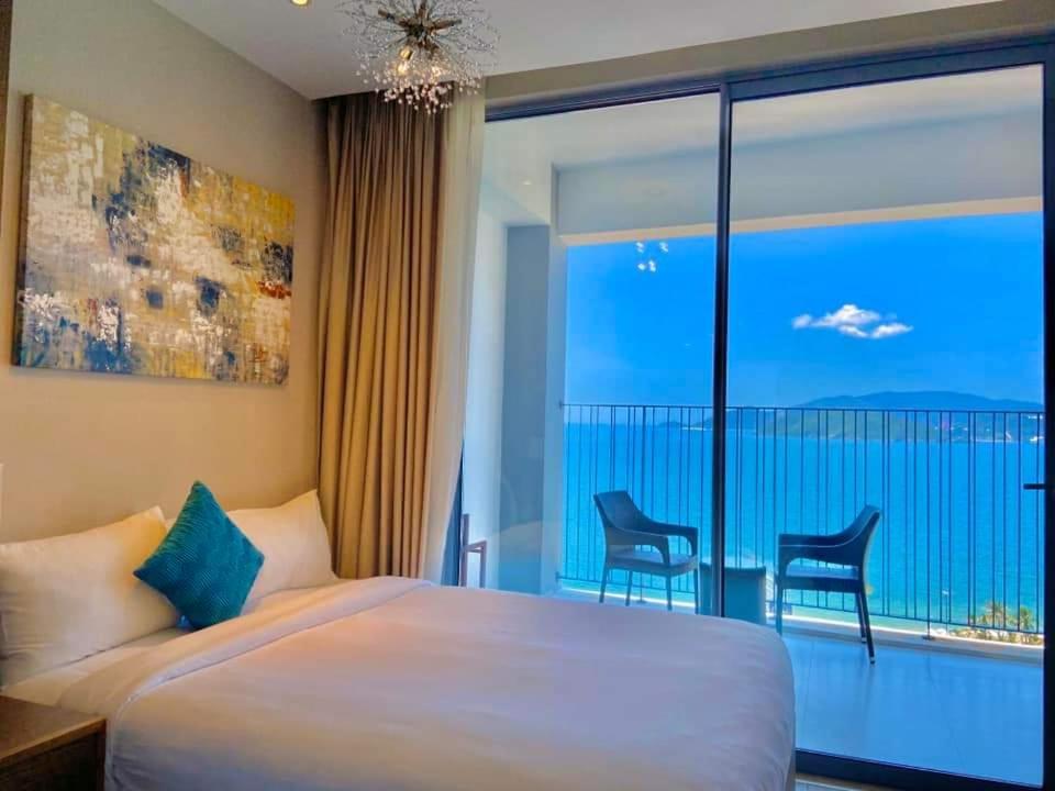 Oceanfront Panorama Residence Нячанг Екстер'єр фото